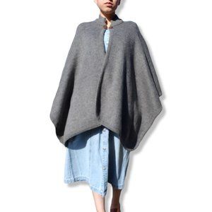 Maqui Grey 100% Wool Knit Grey Cape Shawl Poncho Wrap One Size